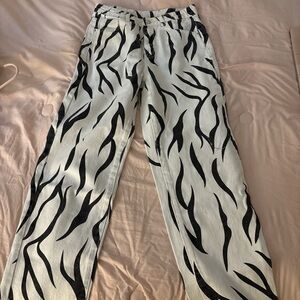SHEIN Black and White Abstract Print Pants